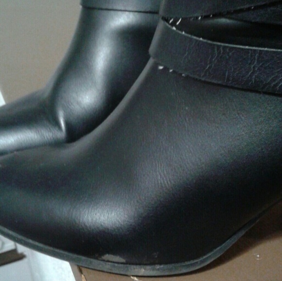 A.N.A. (JCP) Ana Luz Bootie - Picture 5 of 8